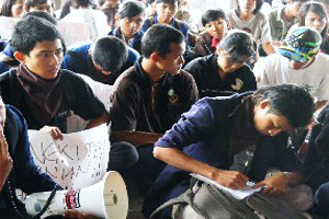 Mahasiswa Bali Demo Alih Fungsi Lahan